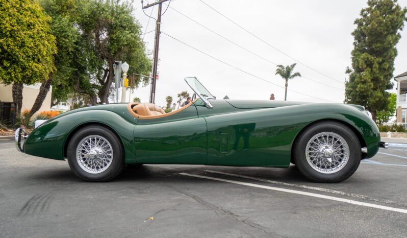								1953 Jaguar XK120 SE Roadster full									