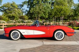 										1959 Chevrolet Corvette 6-Speed full									