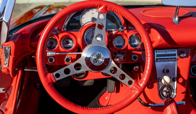 								1959 Chevrolet Corvette 6-Speed full									