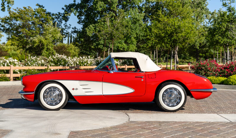 								1959 Chevrolet Corvette 6-Speed full									