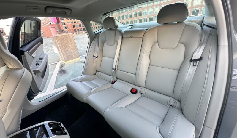 								2022 Volvo S90 B6 AWD Inscription full									