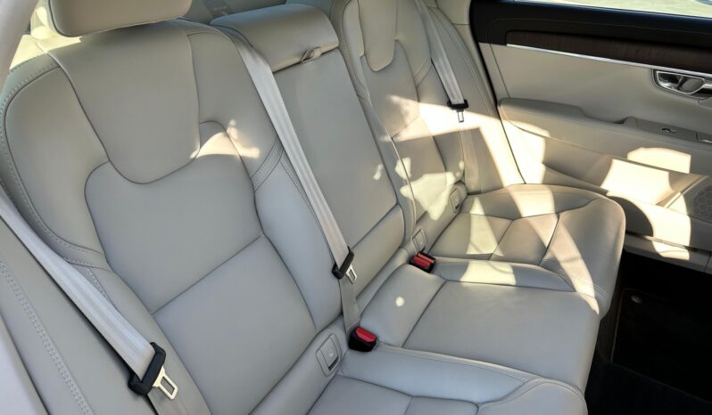 								2022 Volvo S90 B6 AWD Inscription full									