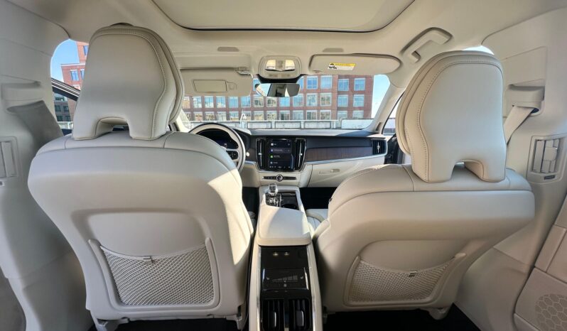 								2022 Volvo S90 B6 AWD Inscription full									