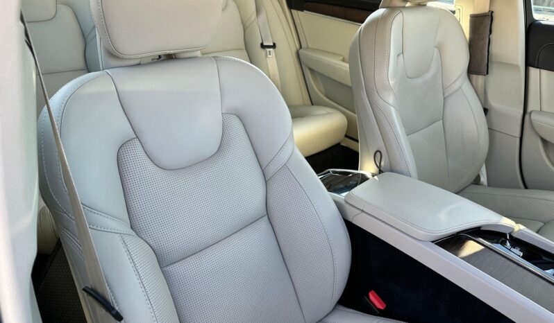 								2022 Volvo S90 B6 AWD Inscription full									