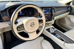										2022 Volvo S90 B6 AWD Inscription full									
