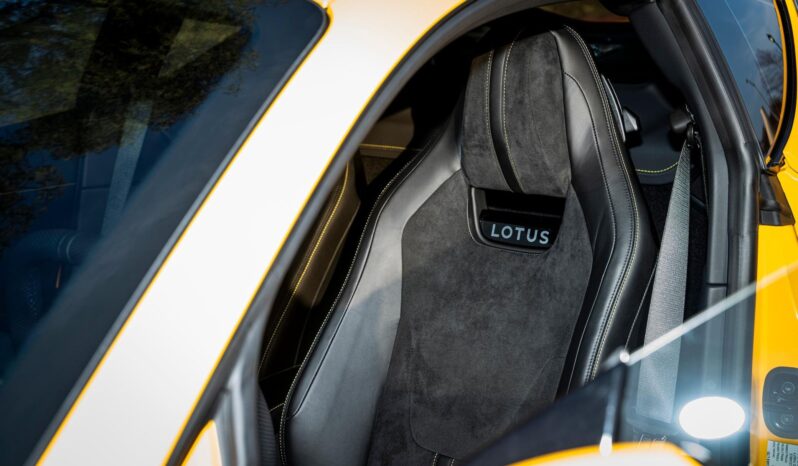 								2024 Lotus Emira V6 First Edition full									