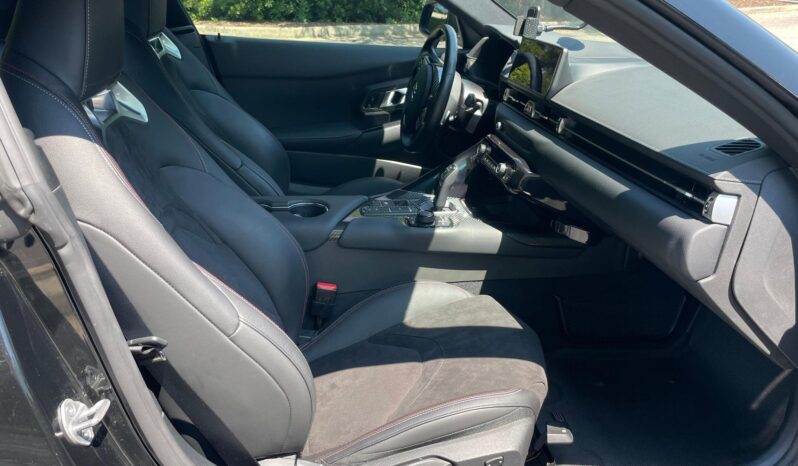 								2022 Toyota GR Supra 2.0 full									