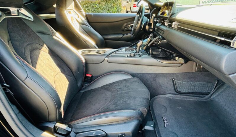 								2022 Toyota GR Supra 2.0 full									