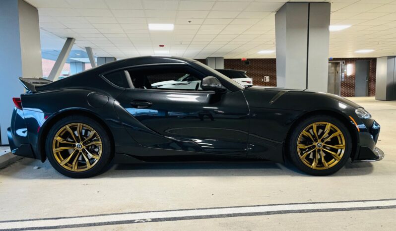								2022 Toyota GR Supra 2.0 full									
