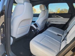 										2024 Cadillac Lyriq AWD Luxury 2 full									