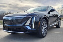 										2024 Cadillac Lyriq AWD Luxury 2 full									