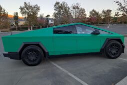 										2024 Tesla Cybertruck Foundation Series full									