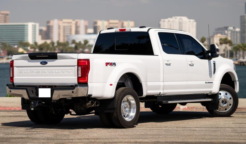 								2022 Ford F-450 Super Duty Lariat 4×4 full									