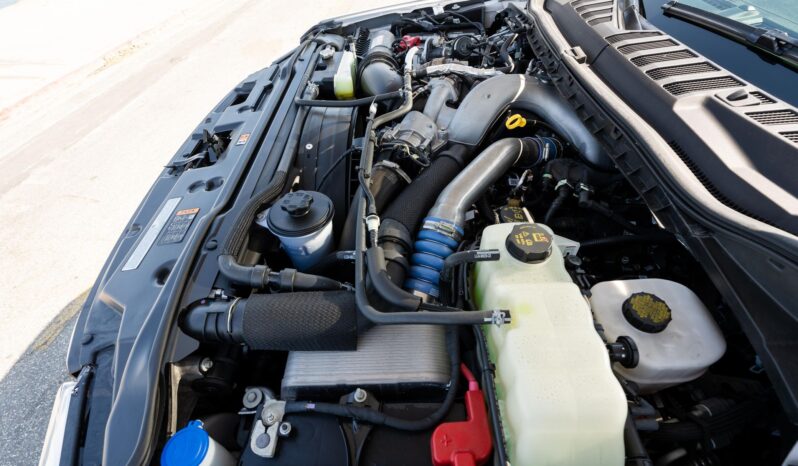 								2022 Ford F-450 Super Duty Lariat 4×4 full									