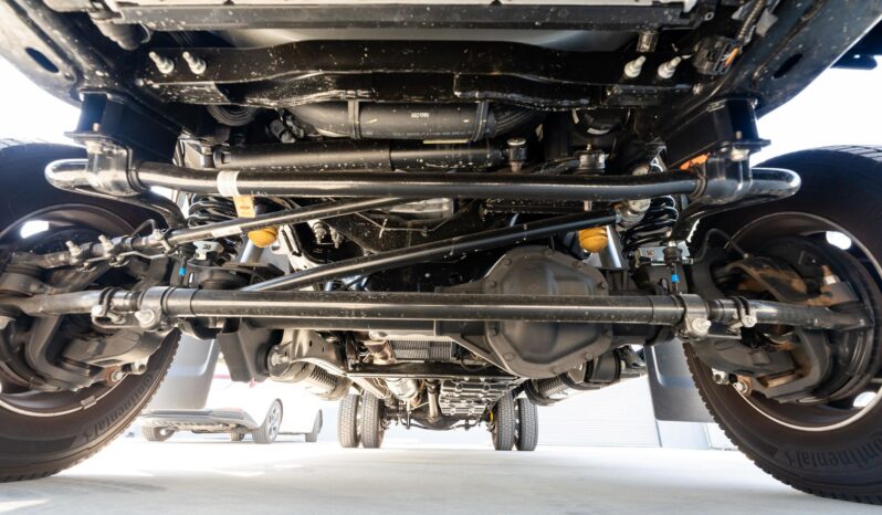 								2022 Ford F-450 Super Duty Lariat 4×4 full									