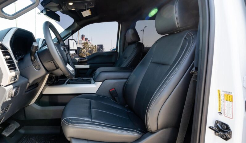 								2022 Ford F-450 Super Duty Lariat 4×4 full									