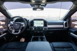 										2022 Ford F-450 Super Duty Lariat 4×4 full									