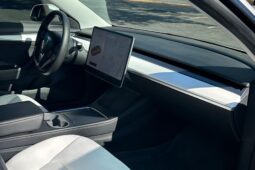 										2022 Tesla Model 3 Long Range AWD full									
