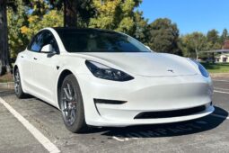 										2022 Tesla Model 3 Long Range AWD full									