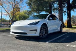 										2022 Tesla Model 3 Long Range AWD full									