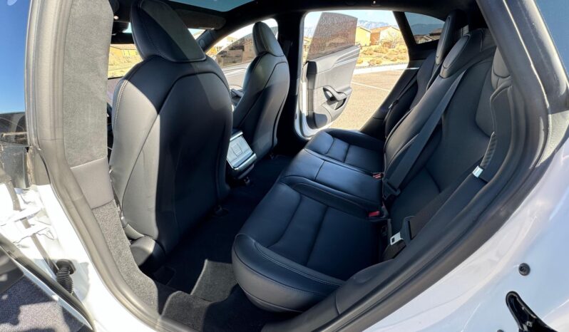 								2023 Tesla Model S Plaid full									