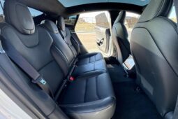 										2023 Tesla Model S Plaid full									
