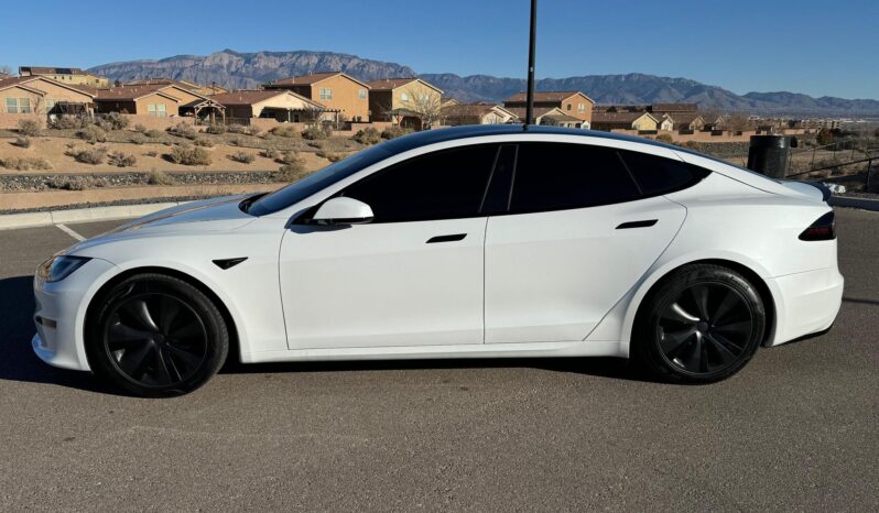 								2023 Tesla Model S Plaid full									