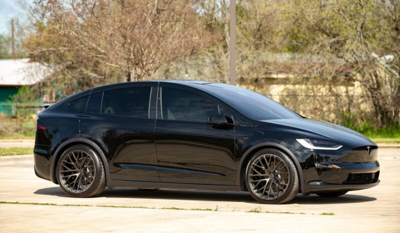 								2022 Tesla Model X Plaid full									