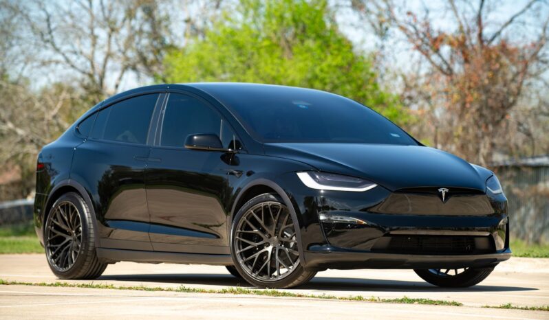 								2022 Tesla Model X Plaid full									