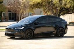 										2022 Tesla Model X Plaid full									