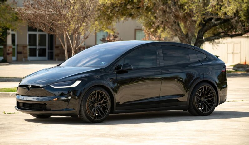 								2022 Tesla Model X Plaid full									