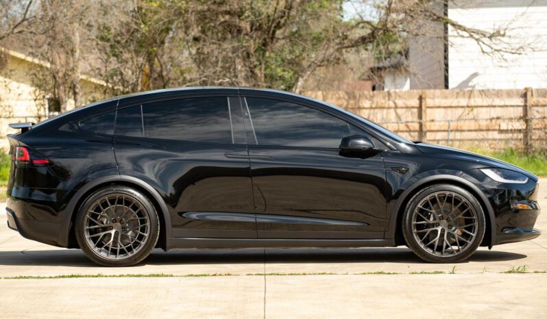 								2022 Tesla Model X Plaid full									