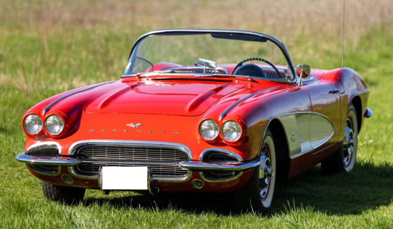 1961 Chevrolet Corvette 1