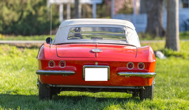 								1961 Chevrolet Corvette full									