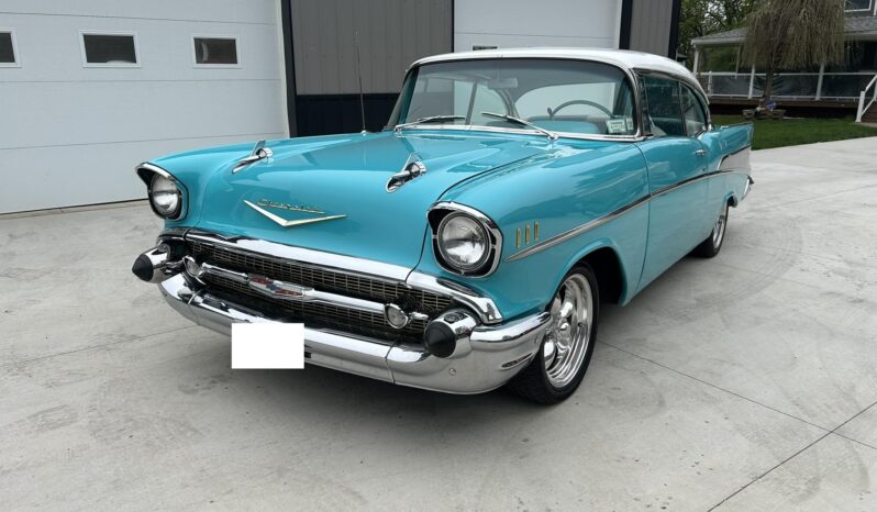 								1957 Chevrolet Bel Air 2-Door Hardtop full									
