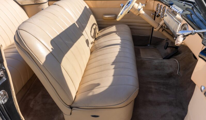 								1947 Cadillac Series 62 Convertible full									