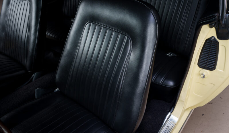 								1968 Chevrolet Camaro Z28 4-Speed full									