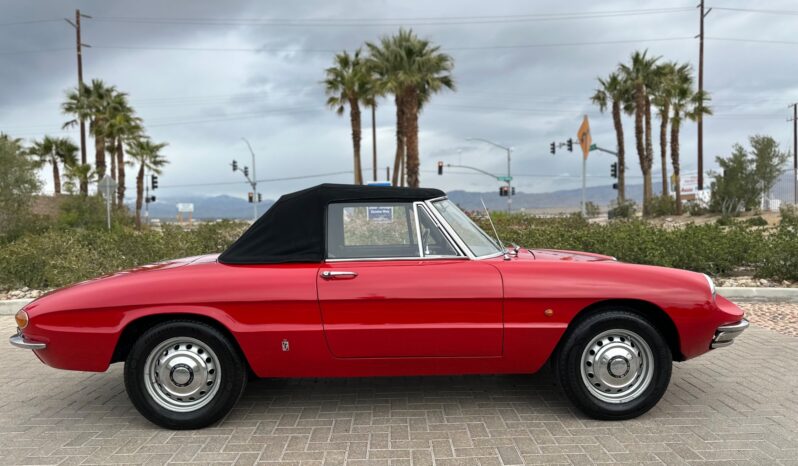 								1967 Alfa Romeo 1600 Spider Duetto full									