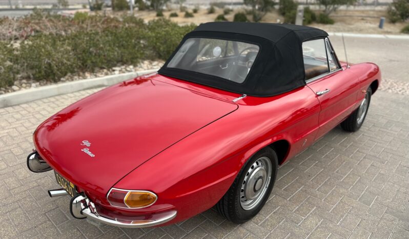 								1967 Alfa Romeo 1600 Spider Duetto full									