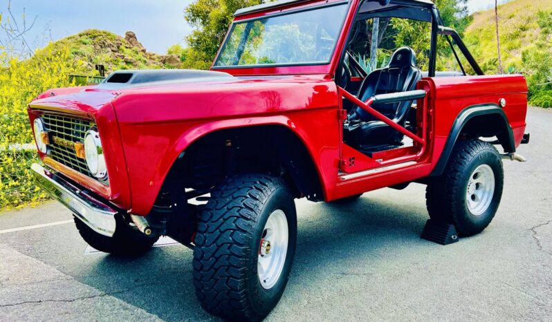 								1970 Ford Bronco 4-Speed full									