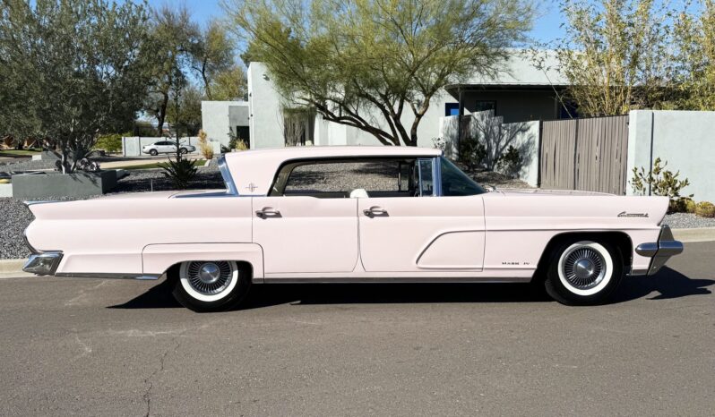 1959 Lincoln Continental Mark IV Hardtop Sedan 1