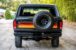 										1979 Ford Bronco Custom Chromatic full									