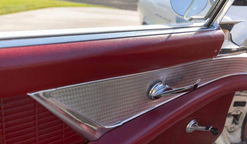								1957 Ford Thunderbird full									