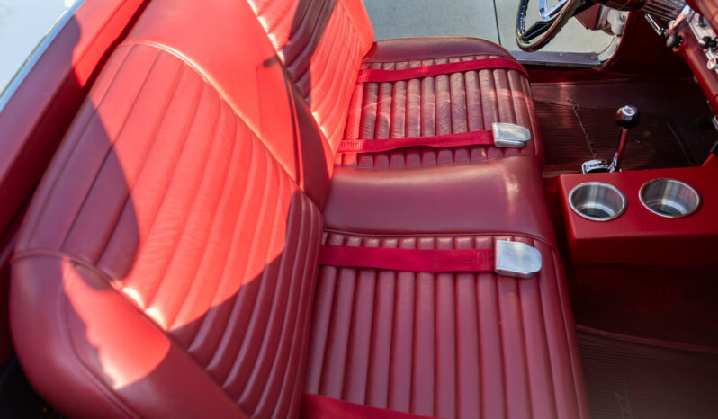 								1957 Ford Thunderbird full									
