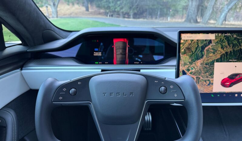 								2023 Tesla Model S Plaid full									