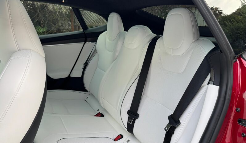 								2023 Tesla Model S Plaid full									