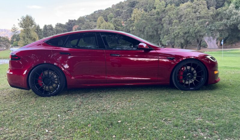 								2023 Tesla Model S Plaid full									