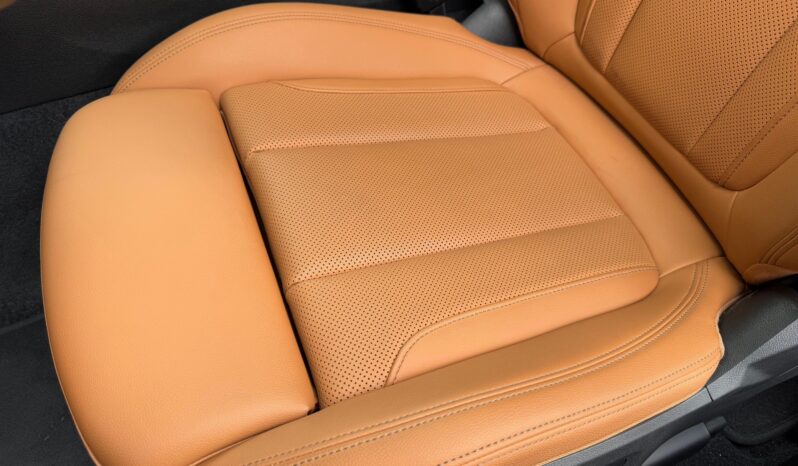 								2022 BMW 230i Coupe full									