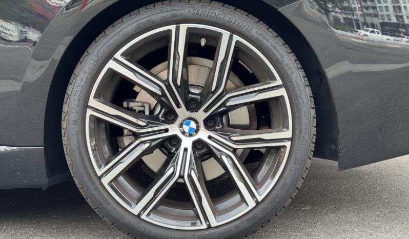 								2022 BMW 230i Coupe full									
