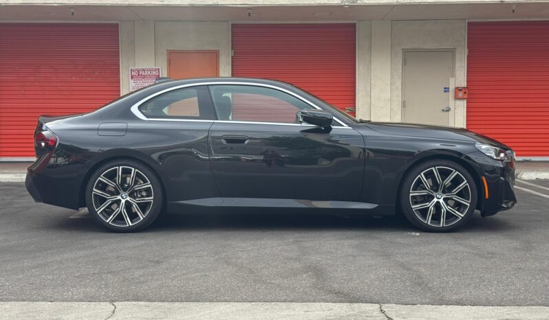 								2022 BMW 230i Coupe full									
